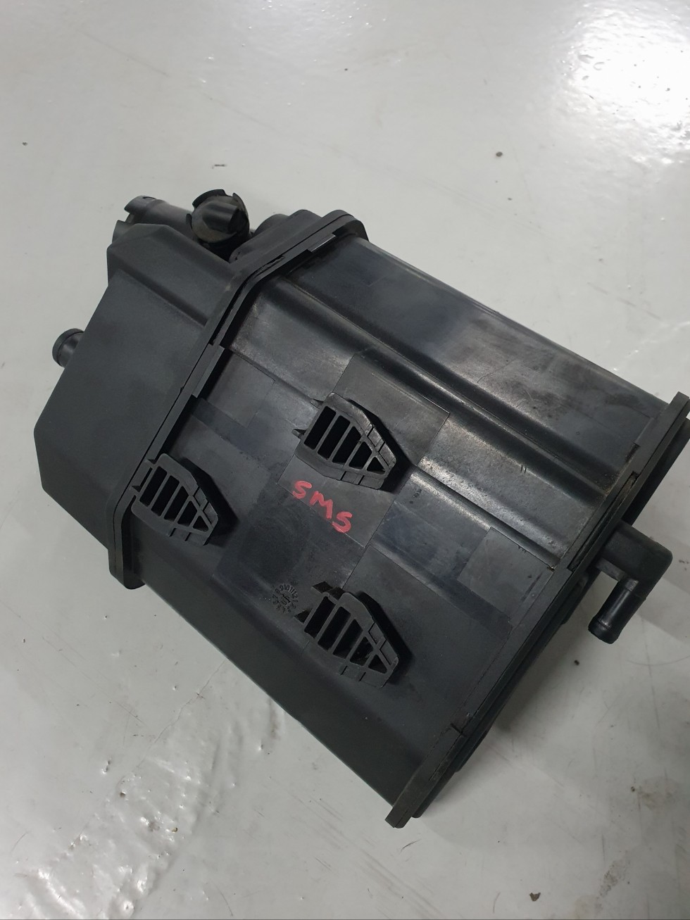 벤츠 w203 canister(캐니스터,에바필터) 판매합니다. > 수입차중고부품 자동차부품 내부품 팔기 수입차중고부품 자동차중고부품전문 메딕카 OEM,신품,중고 재생